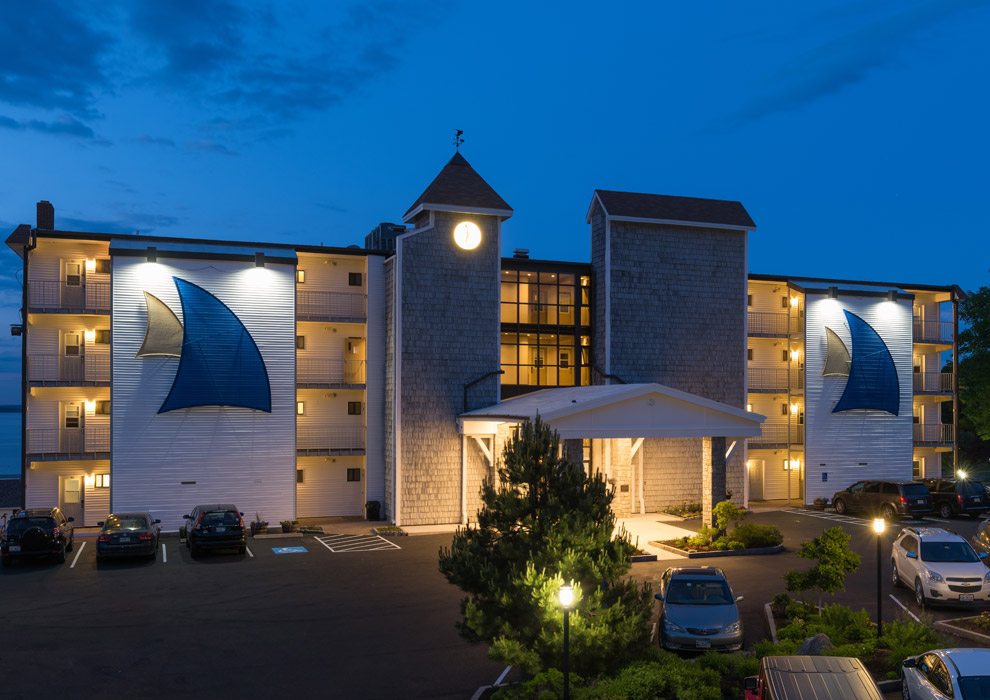 Atlantic Oceanside Resort-main-building-exterior-at-night Atlantic Oceanside Resort-main-building-exterior-at-night